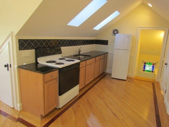 Photo - 6 Littleton Rd Unit 3