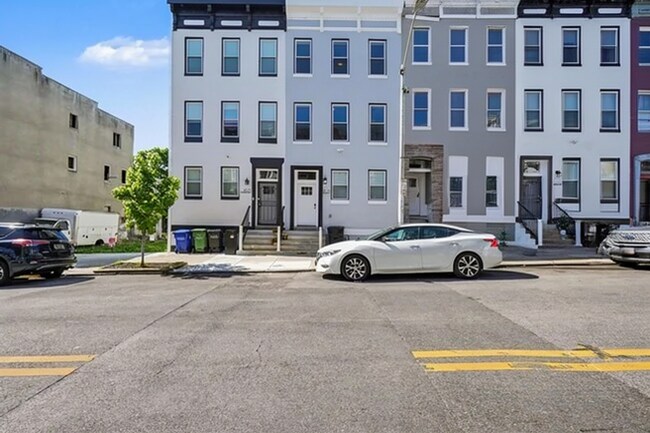 Building Photo - 1625 Edmondson Ave Unit 2