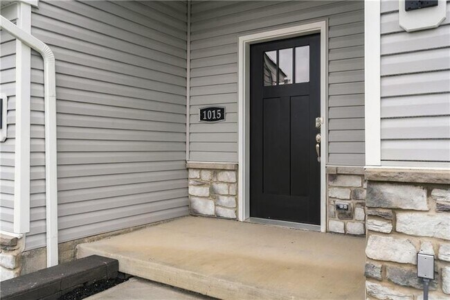 1015 Darcy Dr