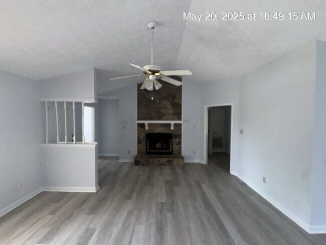 Photo - 1222 Skyline Dr
