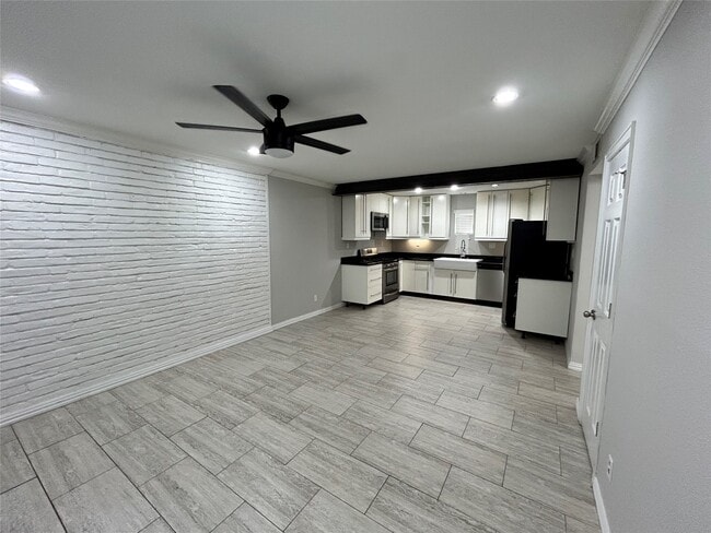 Photo - 219 Marshall St Unit 104