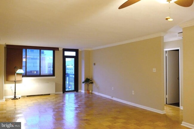 Photo - 801 N Pitt St Unidad 702