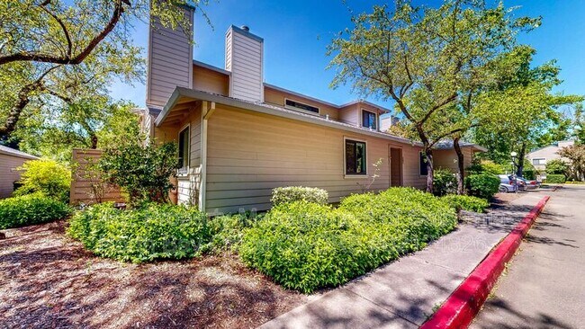 Photo - 403 Mission Blvd