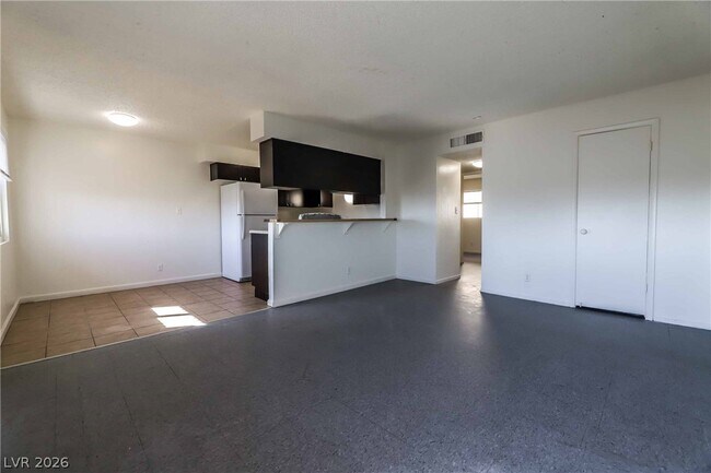 Photo - 1404 E Mesquite Ave