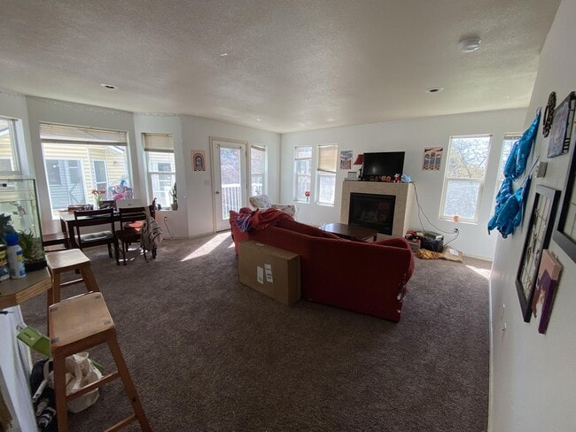 Photo - 857 N Garfield St Unit 857