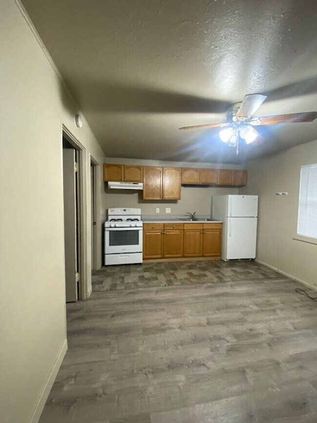 Photo - Freshly Updated Single Level One Bedroom Apartment With All Utilities Included! Unit 02