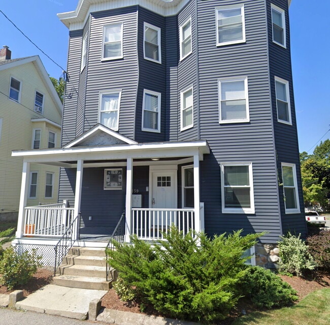 Photo - 139 Adams St Condo Unit 5-bed 2-bathU2