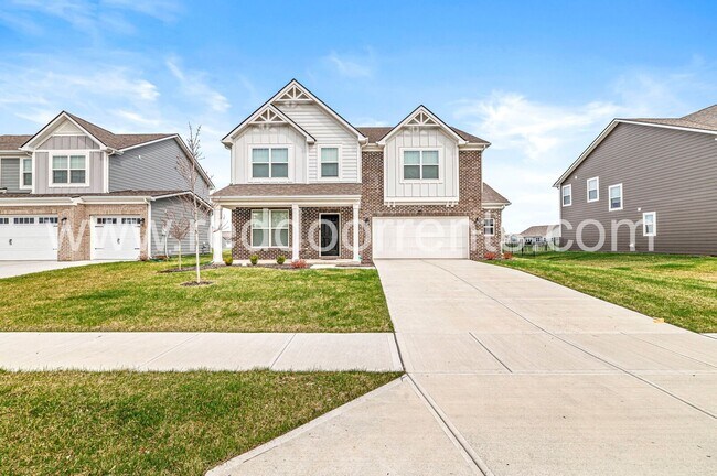 Photo - MOVE IN SPECIAL: HALF OFF THE FIRST MONTH’...