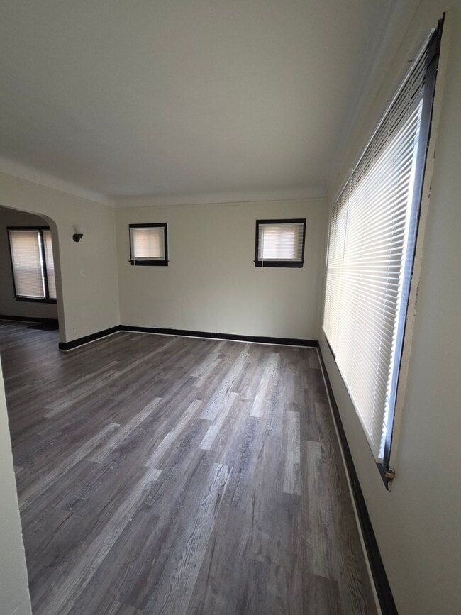 Photo - Three Bedroom Open Floorplan