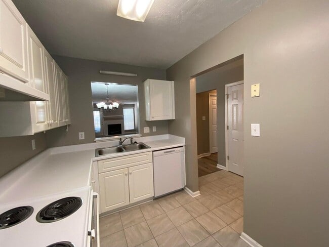 Photo - 4723 Brookwood Dr
