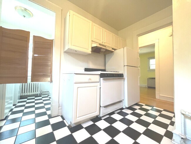 Photo - 2533 N Lake Dr Unit 2533