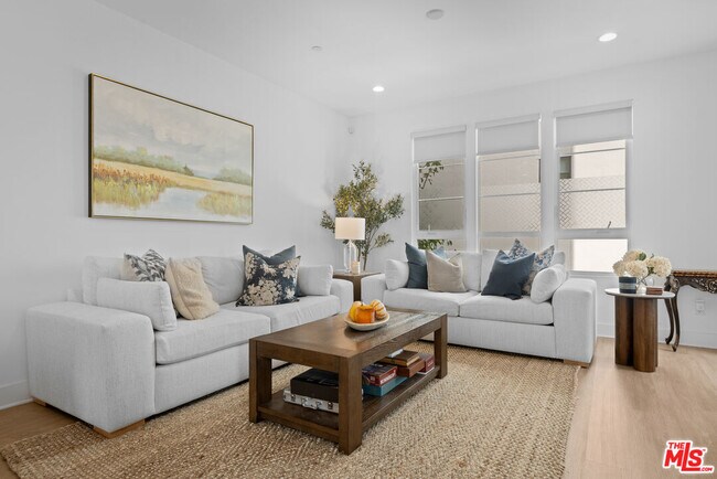 Photo - 10827 W Riverton Ct