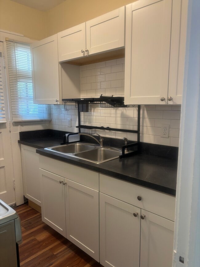 Photo - Walnut Apartments