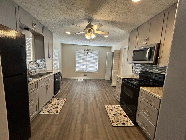 Photo - 180 Mill Trce