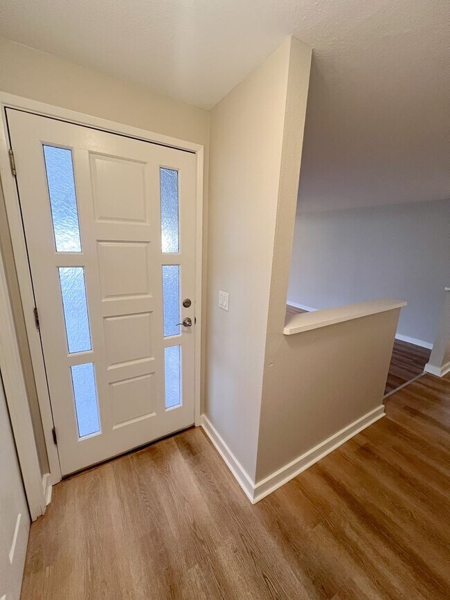 Photo - 3 Bedroom, 2 bath 1836 sqft House in Sunset Village