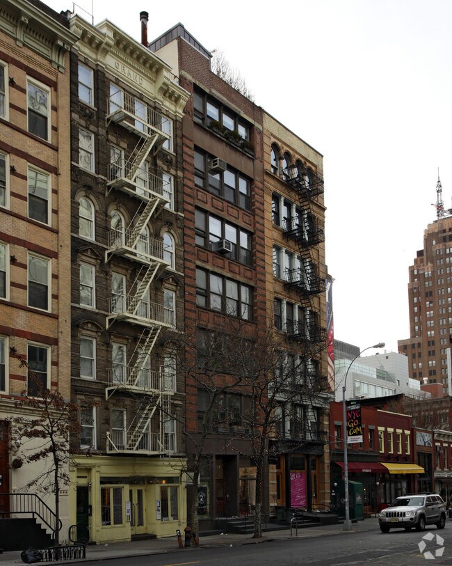 Primary Photo - 347 W Broadway