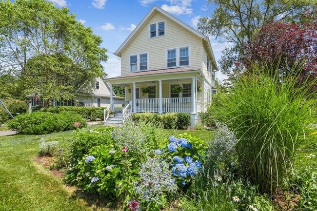 Photo - 24 Warren Ave