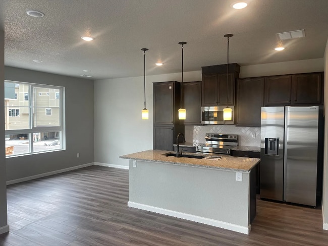 Photo - 10562 Domeykite Vw