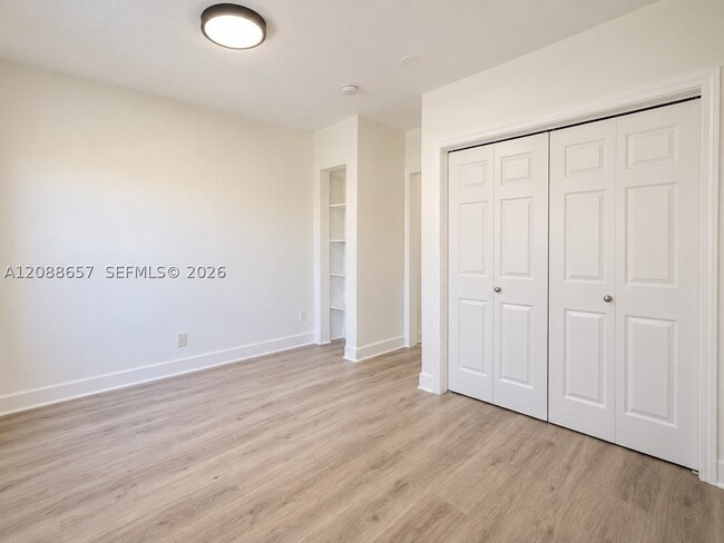 2711 Lincoln St Unit 1