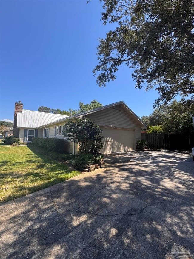 Photo - 1012 Great Oaks Dr