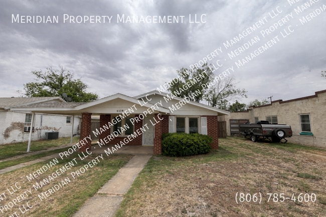 Building Photo - 2119 25th St