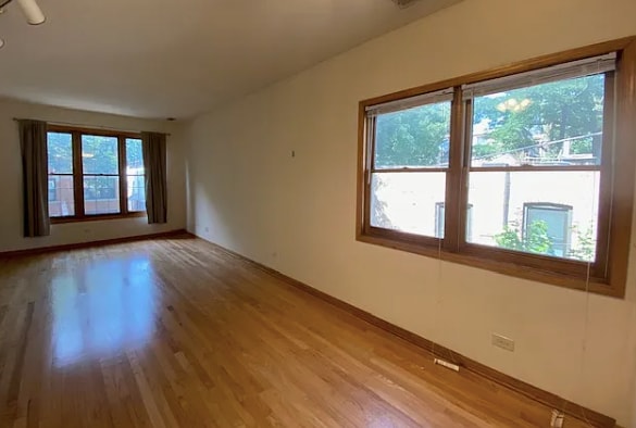 Photo - 1351 N Wolcott Ave Unidad 2