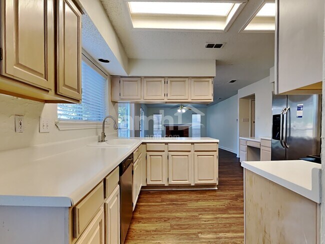 Photo - 5412 Big Bend Dr