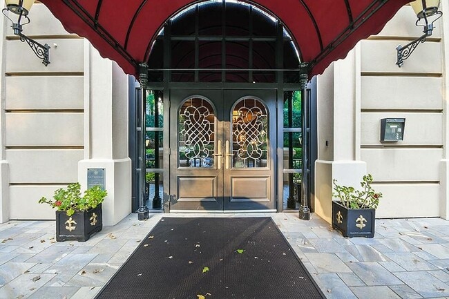 Photo - 2865 Lenox Rd NE Unidad 407