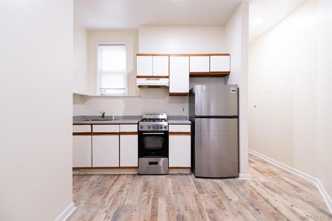 Building Photo - 115 Wolfs Ln Unit 3 Rental