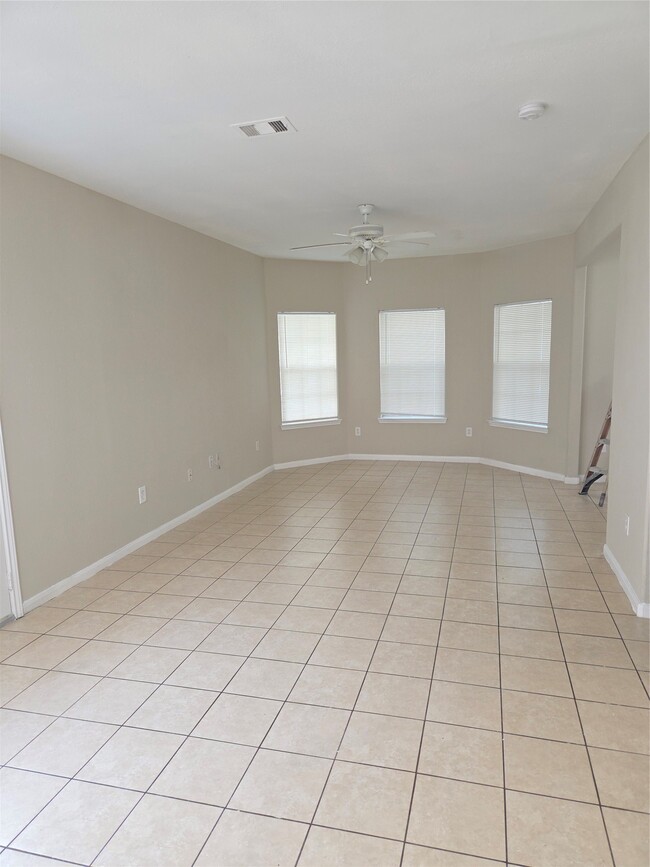 Photo - 10015 Wiloak St Unit B