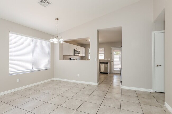 Photo - 15948 W Lundberg St