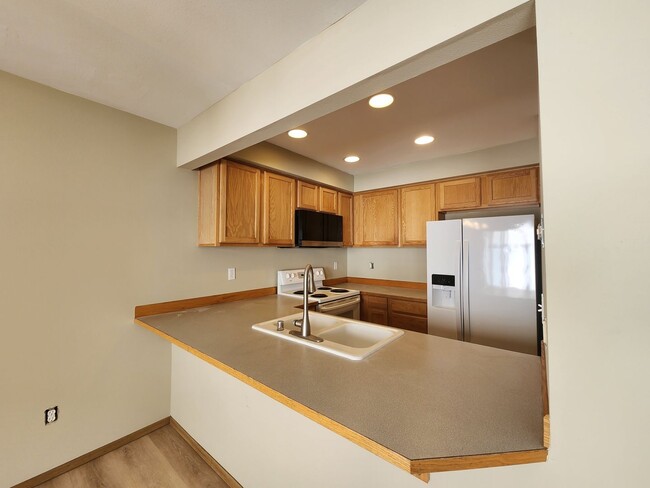 Photo - Beautiful 2 bed 2.5 bath Townhome Monroe $2545/mo
