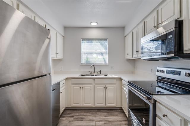 Photo - 2735 St George Pl