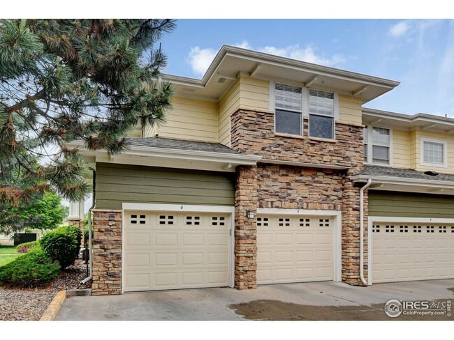 Garage - 3000 E 112th Ave