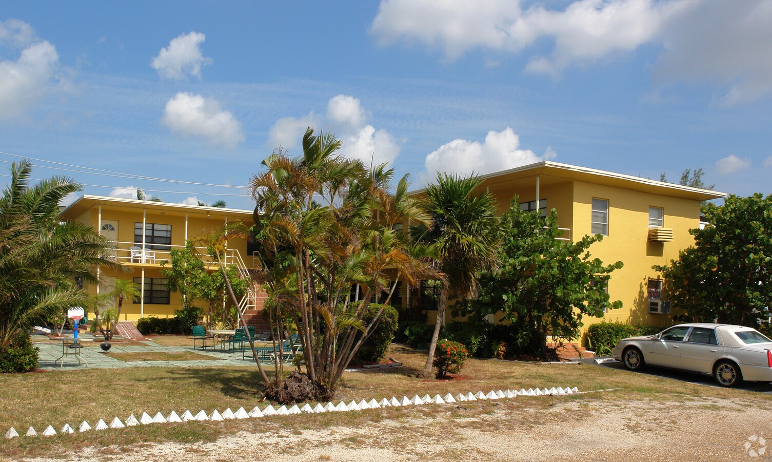 Front View - 901 Intracoastal Dr