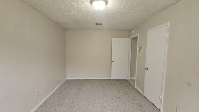 Building Photo - 7222 Northleaf Dr Rental