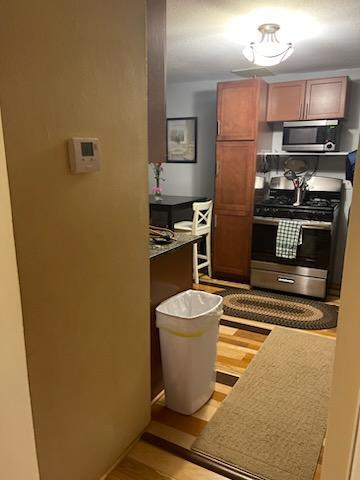 Photo - 198 W Stevens St