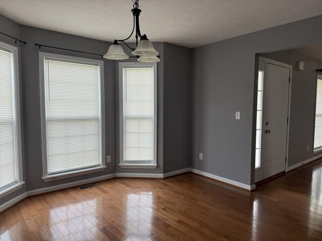 Photo - 238 Riley Way