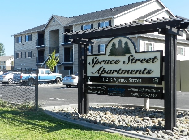Spruce Street Apartments - Spruce Street Apartments