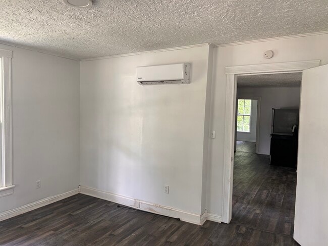 Photo - 106 3rd Ave