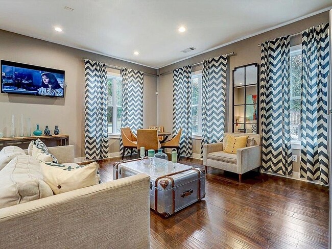 3681 Pavilion Pointe