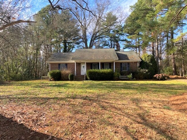 Huntersville, Downtown! Great Price! - Huntersville, Downtown! Great Price! House