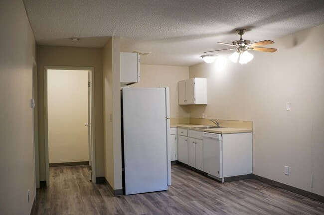 Photo - 1245 SW Grover St Unit 101
