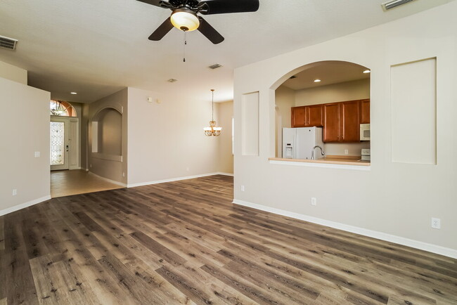 Photo - 4419 Huddlestone Dr