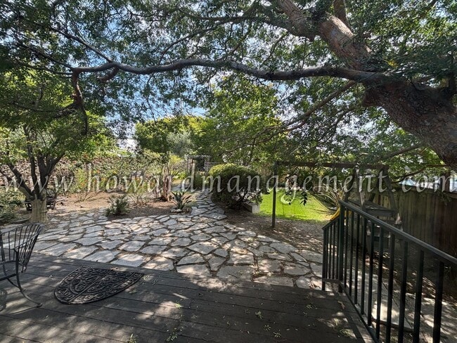 Building Photo - 01658CE Unit 1658