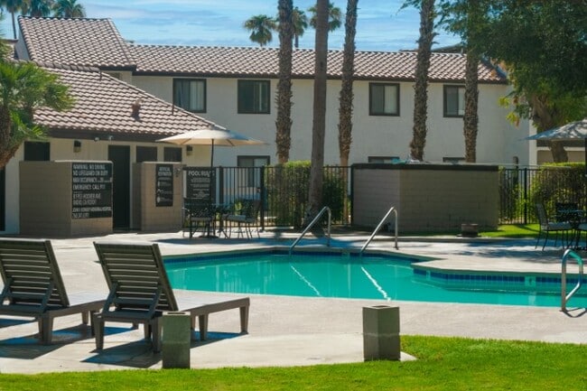 Las Brisas Apartments