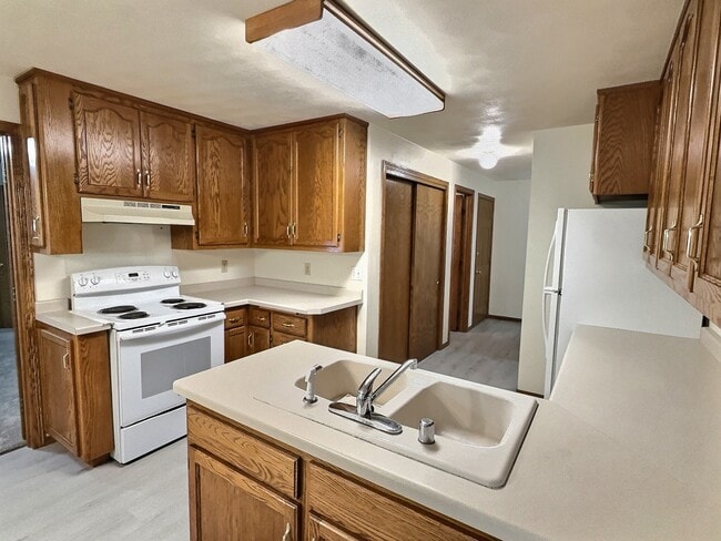 Photo - 3181 Westowne Ct