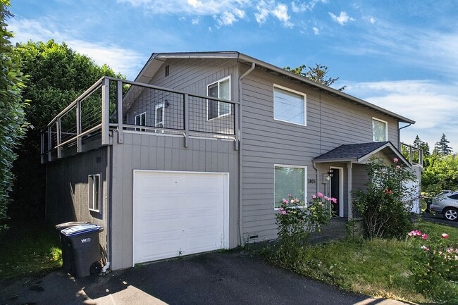 Photo - 3805 NW Munson St