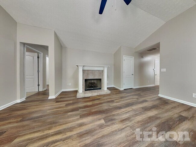 Photo - 80 Tinsley Cir