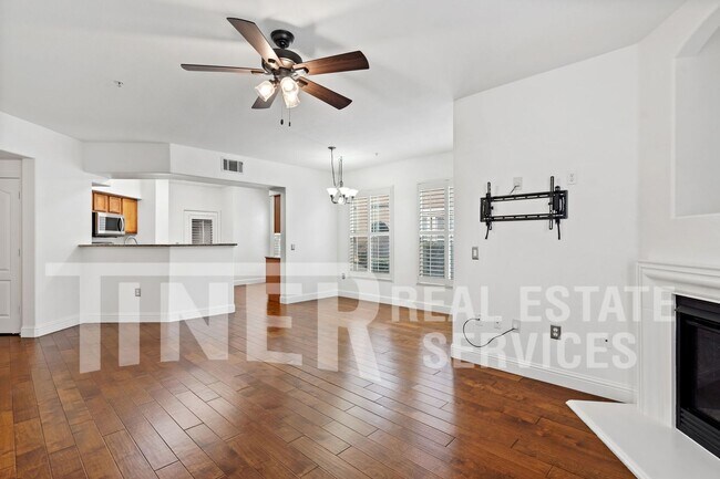 Photo - Beautifully updated Natomas Condo in Gated... Unidad #1516